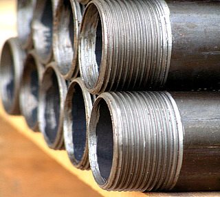 How to Chase Threads on CNC Lathe?